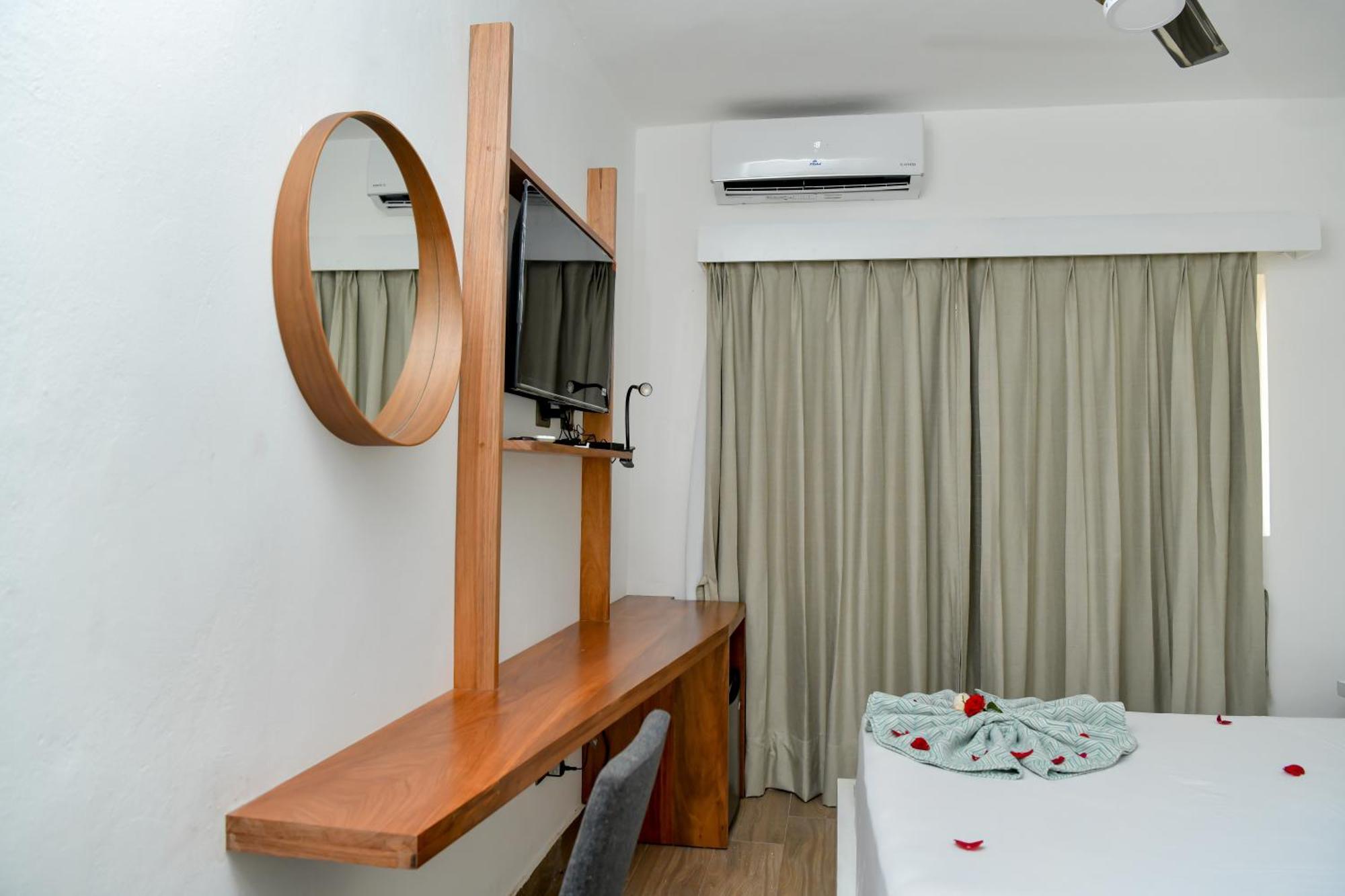 Honky Tonk Colonial Hotel Santo Domingo Eksteriør billede